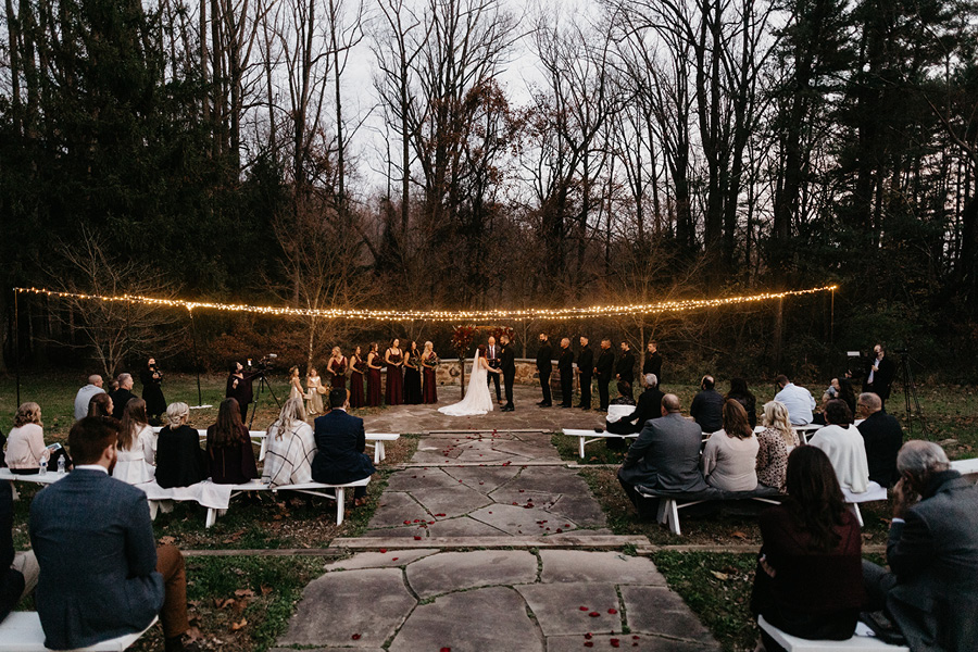 barn wedding venues