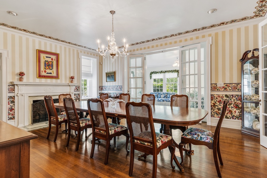 house for sale Horace Trumbauer Wyncote colonial dining room