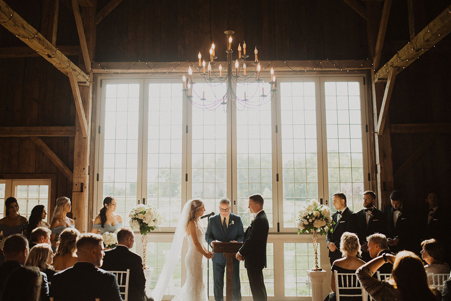 barn wedding venues