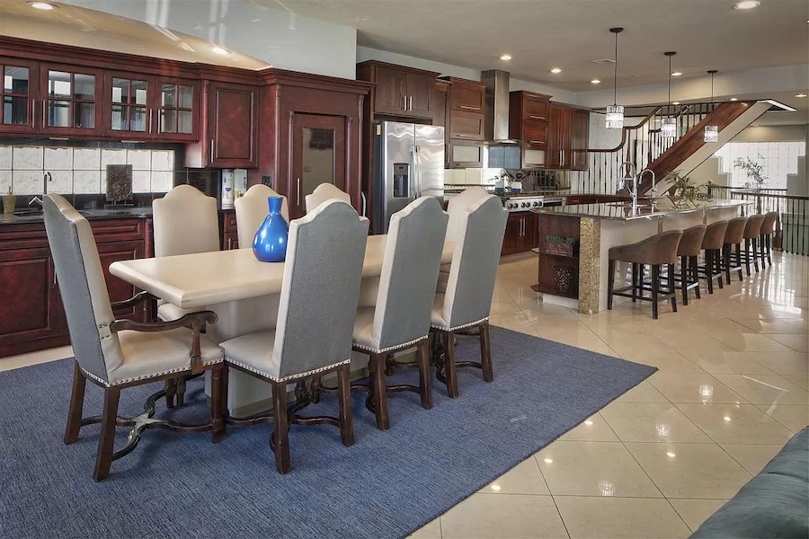 dining room