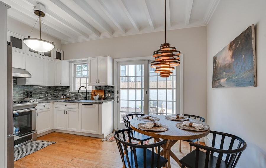 house for sale filter square extended trinity eat-in kitchen