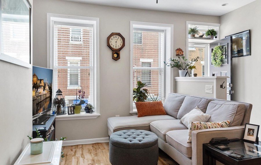 house for sale renovated lower moyamensing rowhouse living room