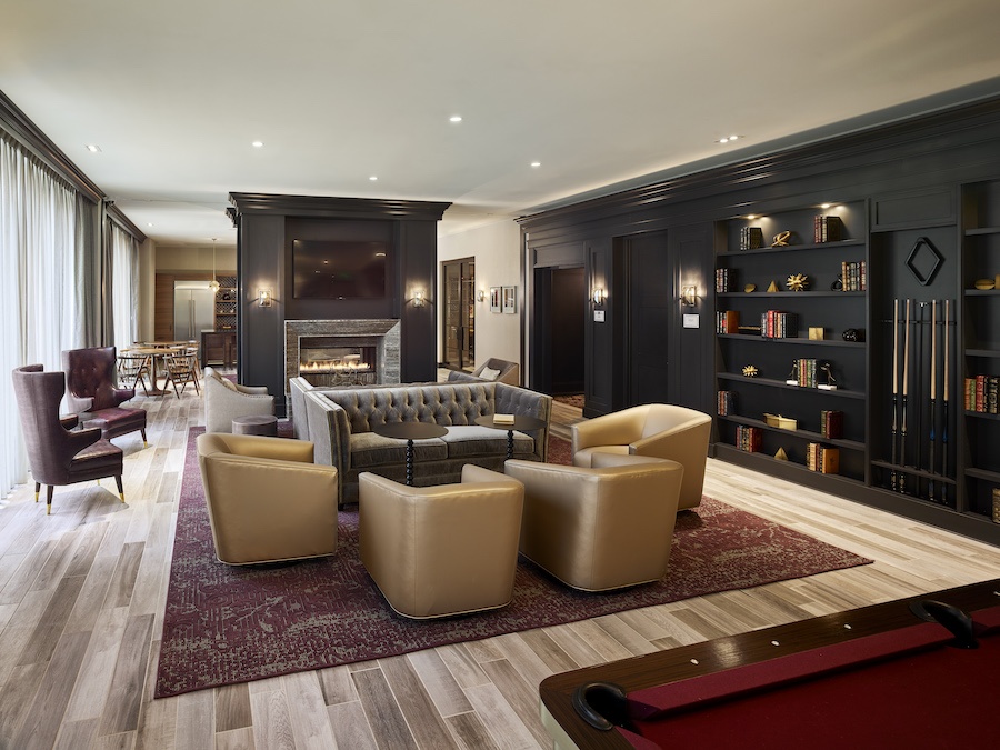 club roomq