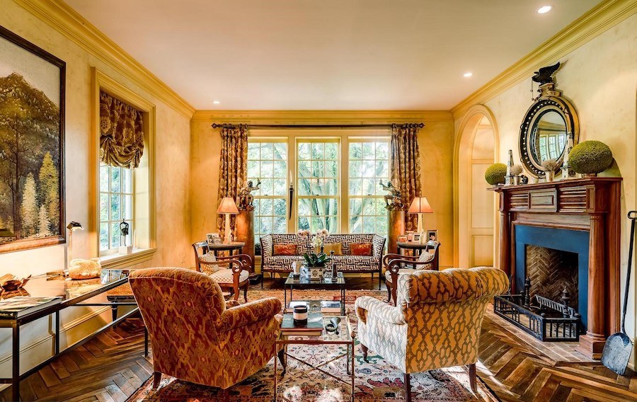 house for sale kennett square horse farm living room