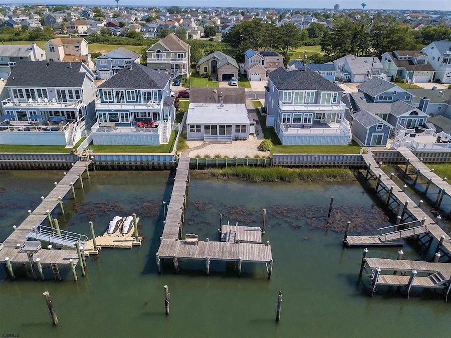 aerial view of rear of house and lot