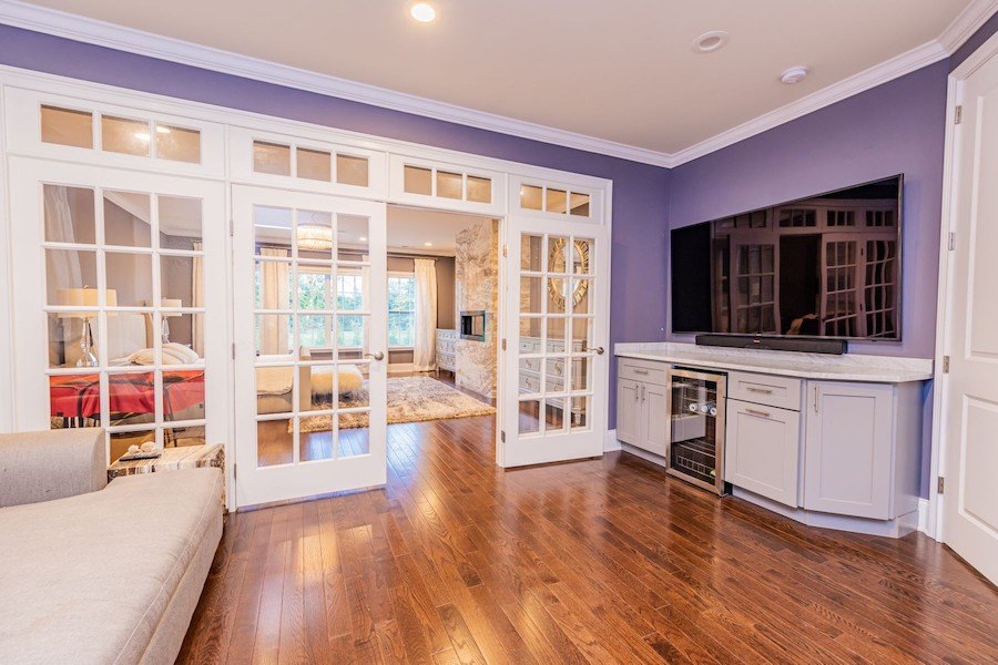 primary suite sitting room