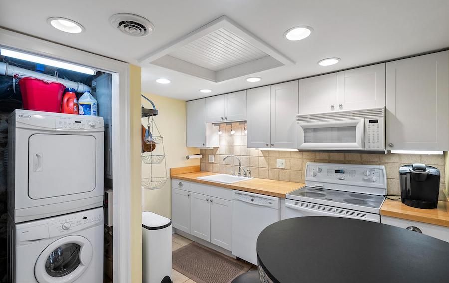 house for sale renovated queen village trinity kitchen