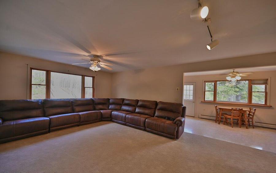 guest apartment living room