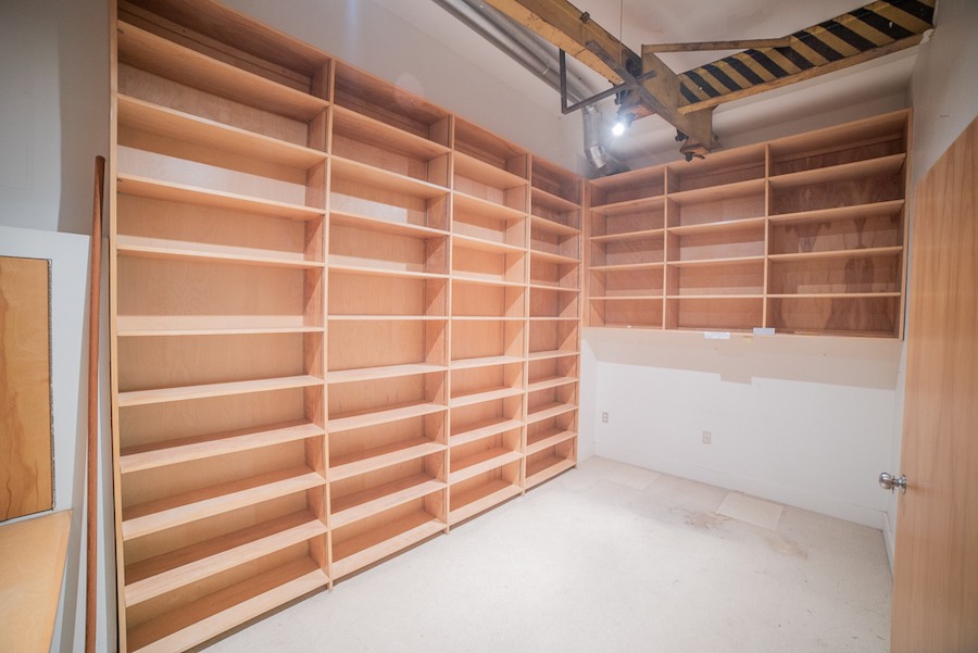 house for sale spring garden converted carriage house first-floor office, empty