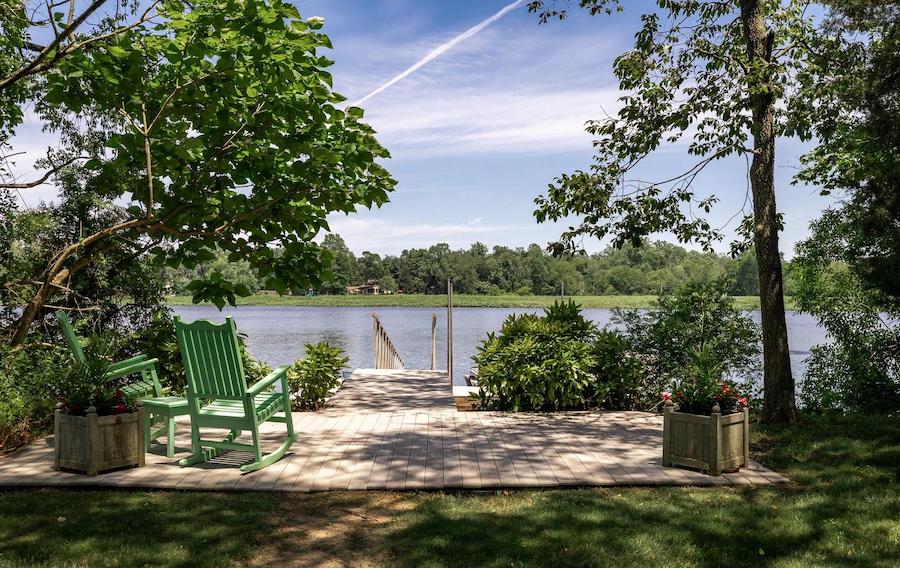 creekside patio
