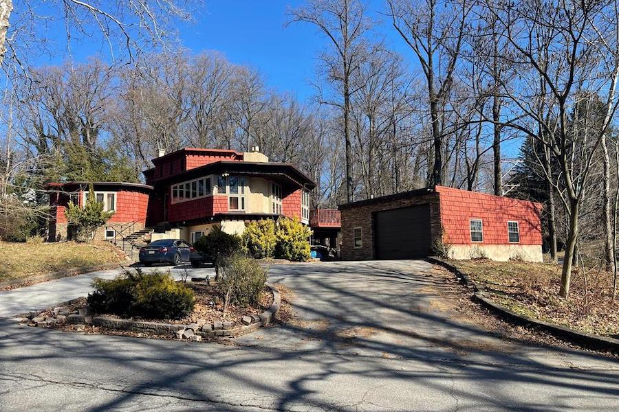 house for sale wallingford modern exterior driveway view