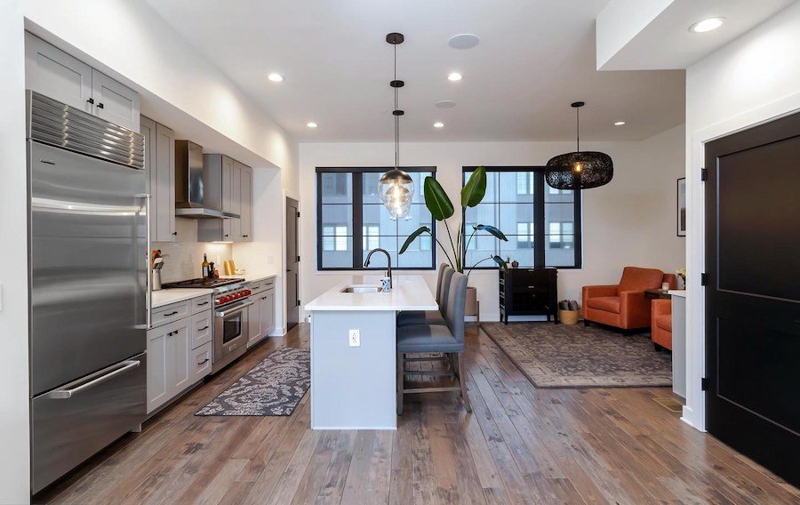 kitchen.and breakfast nook