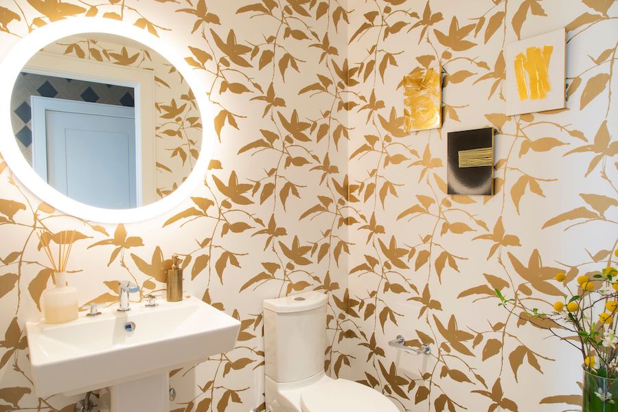 powder room