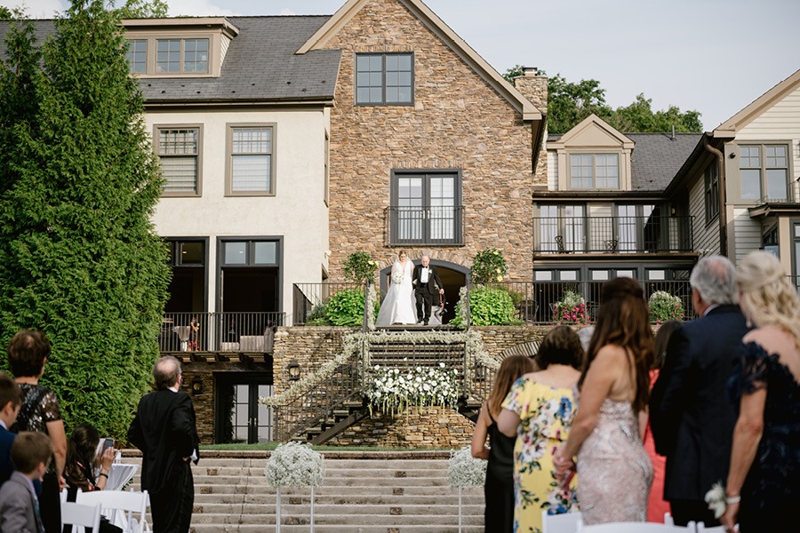 lake house inn wedding