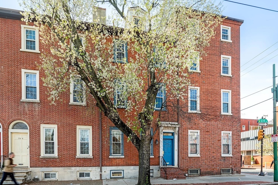 condo for sale washington square west bi-level exterior front