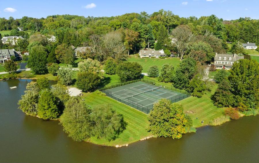 leopard lake tennis courts