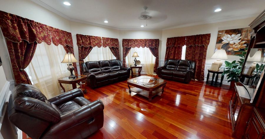 house for sale effort mountaintop mansion living room