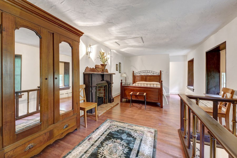 blast house bedroom