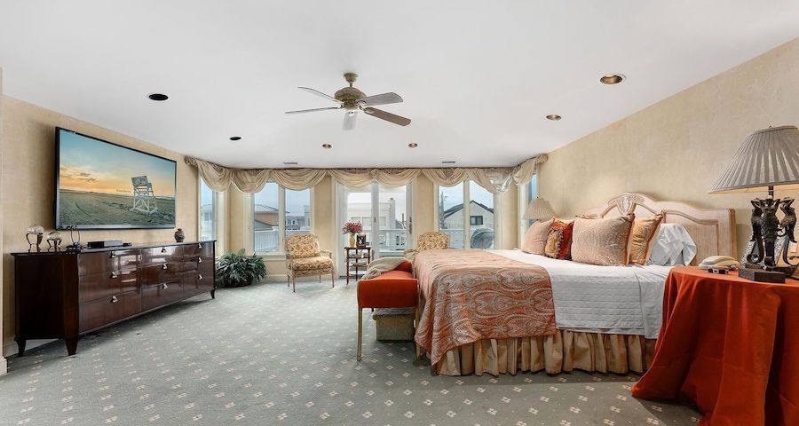 primary bedroom