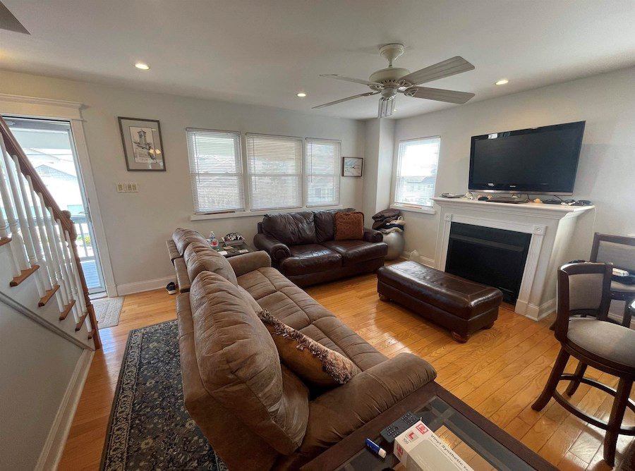house for sale margate raised cottage living room