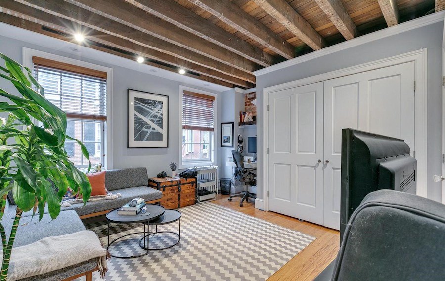 third-floor bedroom