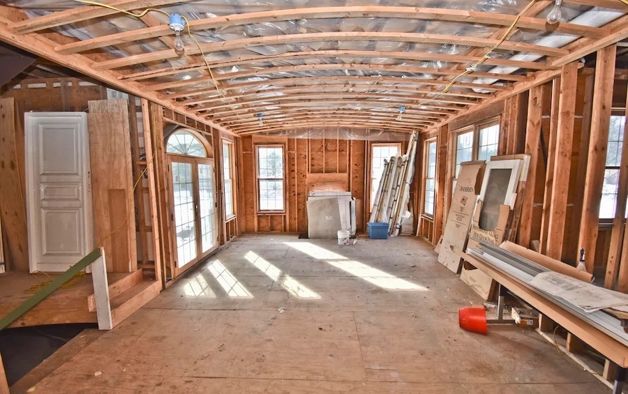 house for sale unfinished Cresco Victorian living room