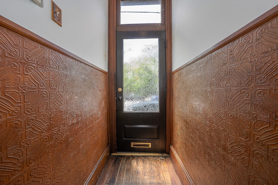house for sale fairmount avenue townhouse vestibule