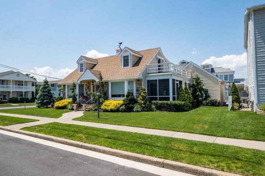 house for sale ocean city cape cod exterior front