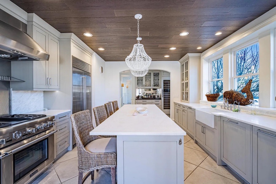 house for sale ventnor beach block kitchen and butler's pantry