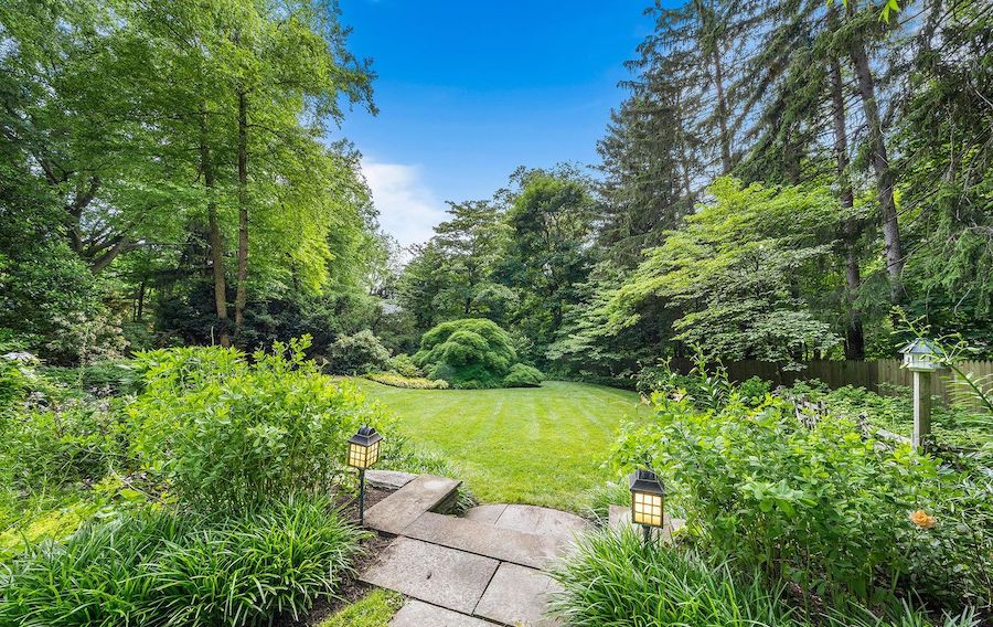 side yard