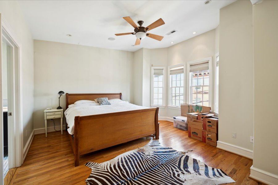 Secondary bedroom