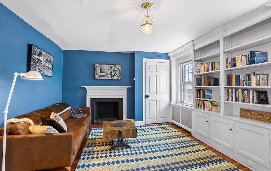 third-floor bedroom