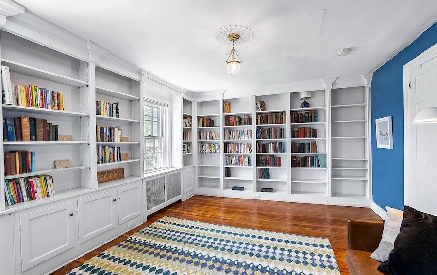 third-floor bedroom