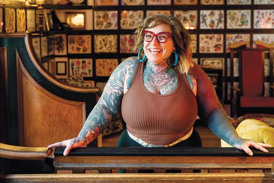 Aggregate 67+ the pretty pin up tattoo parlor super hot in.cdgdbentre