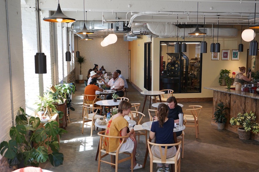 Càphê Roasters coffee shop