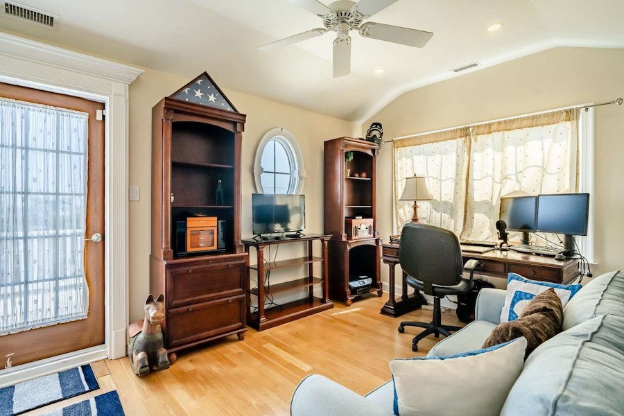 home office/bedroom