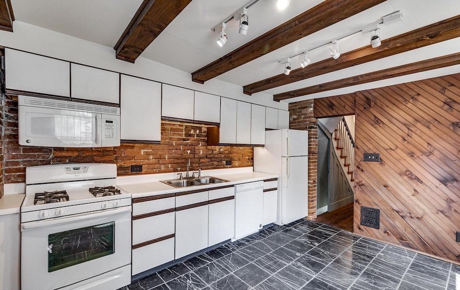 main house kitchen