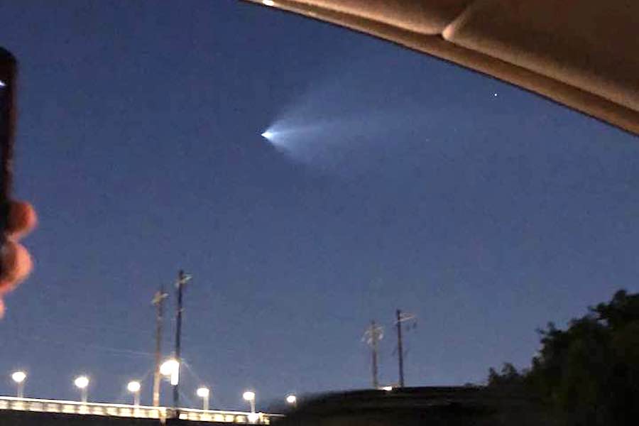 Were These Strange Lights SpaceX? Plus: at Wawa