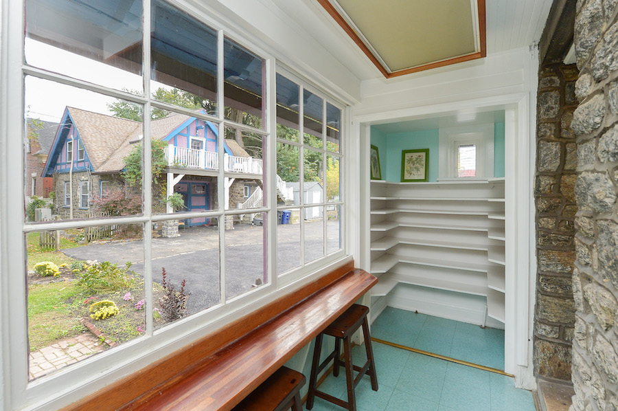 sun porch/pantry