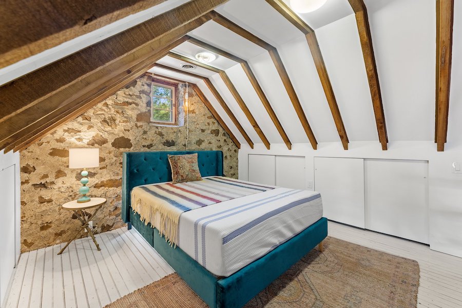 hay house bedroom