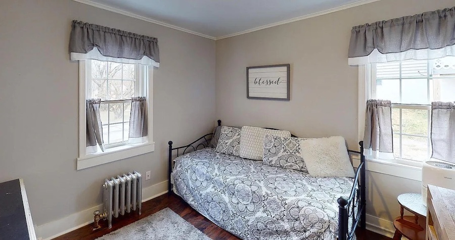 den/bedroom