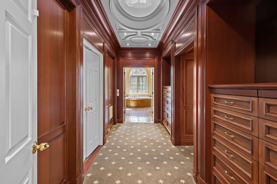 primary suite hallway