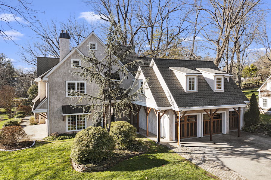 house for sale berwyn colonial farmhouse exterior front
