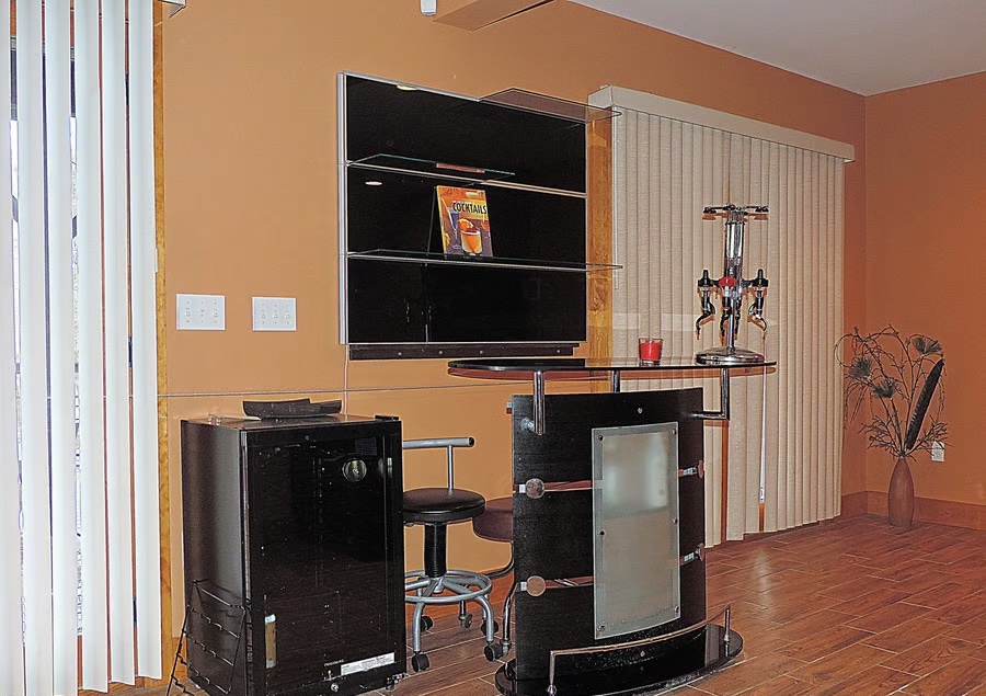 bar