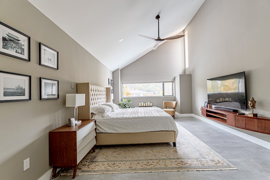 primary bedroom