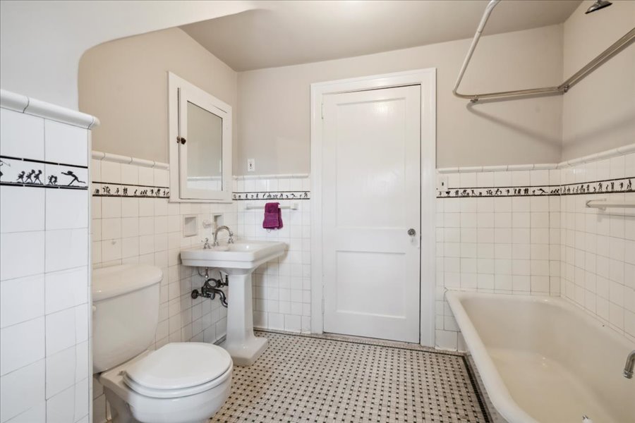 third-floor bathroom