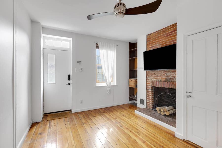 house for sale northern liberties extended trinity living room