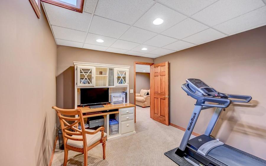 bedroom-home office
