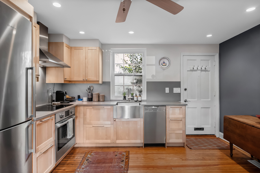 house for sale updated wash west courtyard trinity kitchen