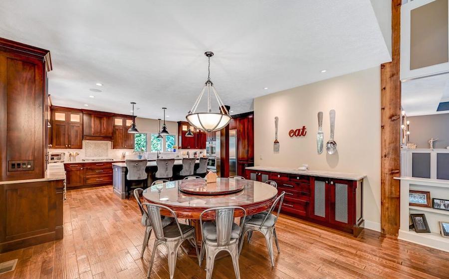 house for sale pocono pines rustic manor breakfast room